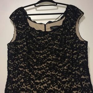 Gorgeous Black and Tan lace dress